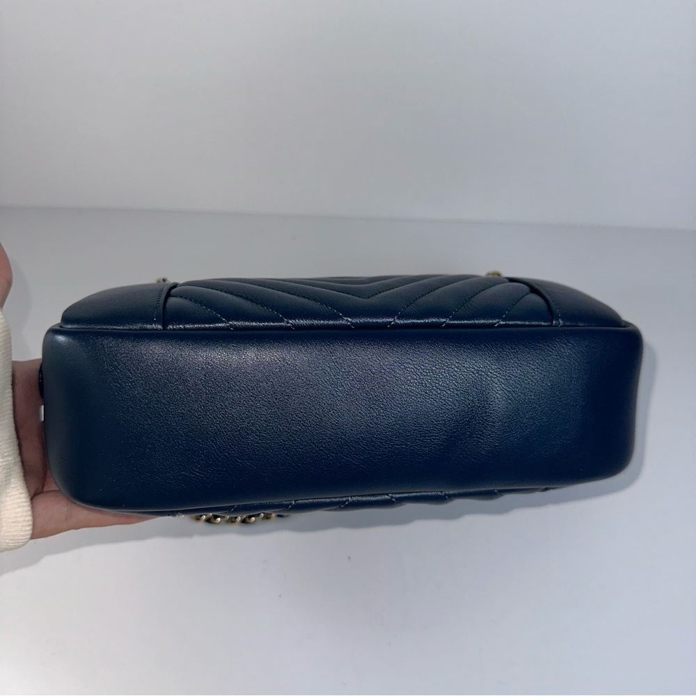 Chanel Calfskin Quilted Daily Chevron Camera Case Navy Blue - Picture 9 of 16